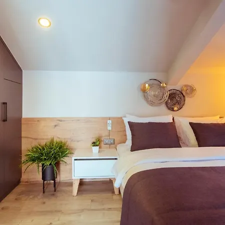 Aparthotel S3 King 2*