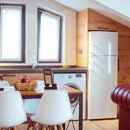 S3 King Apart-hotel 2*