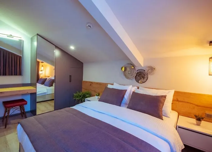 S3 King Aparthotel 2*