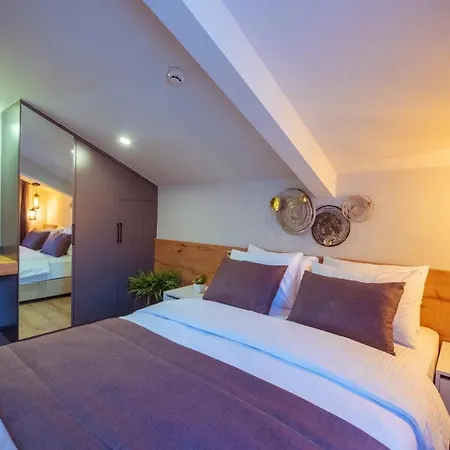 S3 King Hotel apartamentowy 2*