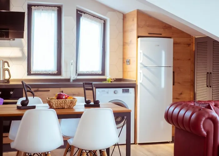 S3 King Aparthotel 2*